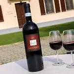 Cascina La Corte 3*