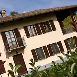 Bed & Breakfast Cascina La Corte Neive