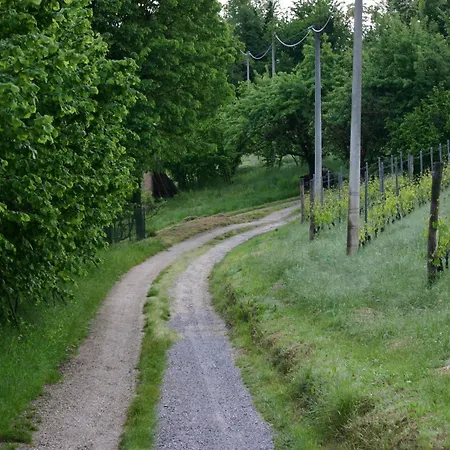 Cascina La Corte * Neive