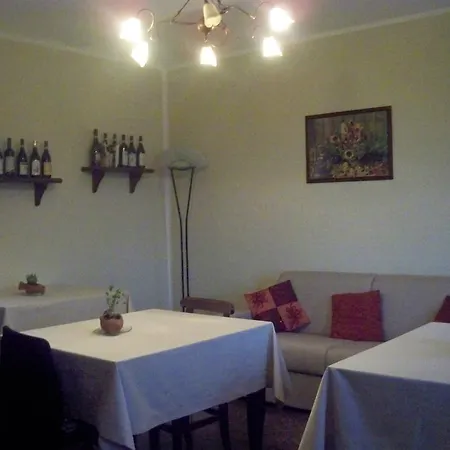 فندق مبيت وإفطار Cascina La Corte 3*