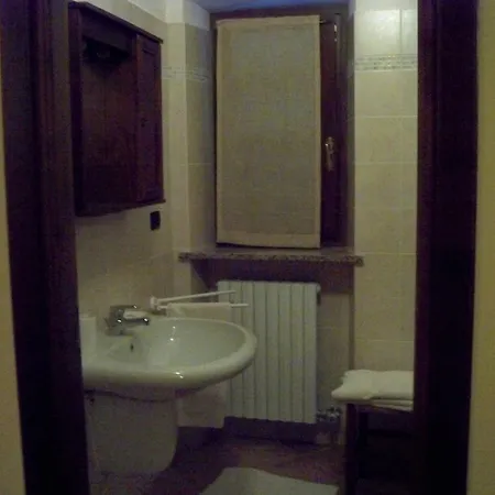 Cascina La Corte Нейве