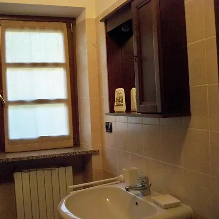 Bed & Breakfast Cascina La Corte Neive