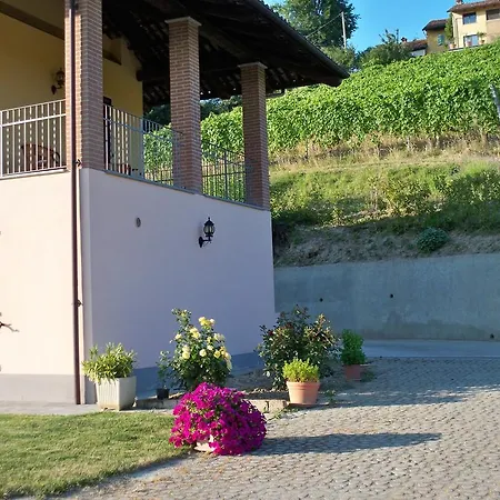 فندق مبيت وإفطار Cascina La Corte نيف