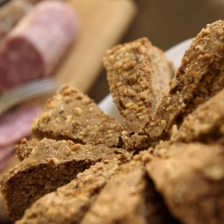 فندق مبيت وإفطار Cascina La Corte 3*