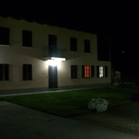Cascina La Corte 3*